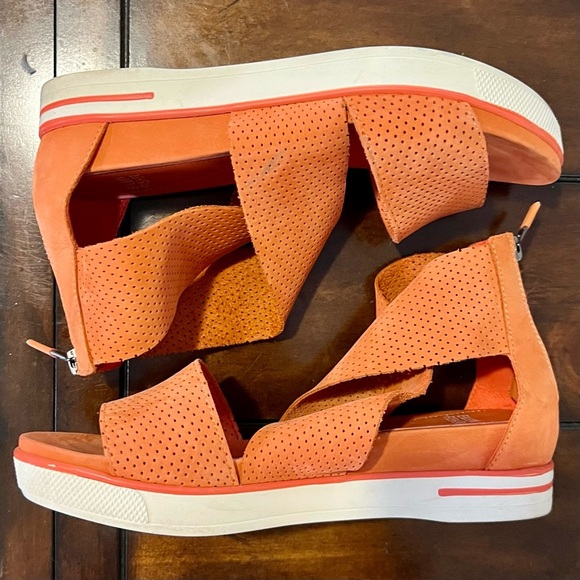 Eileen Fisher Women's Orange Nubuck Sport Platform Sandals - Picture 3 of 8